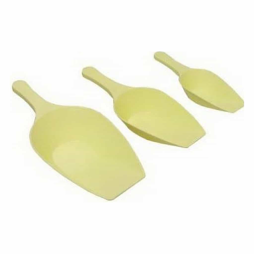 Hard Plastic Scoop