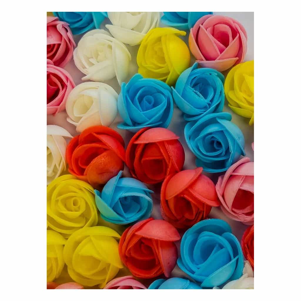 Wafer Roses Medium, Mixed Colours (100 pc)