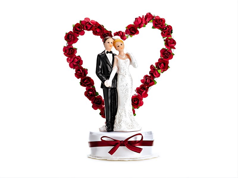 Fig. Newly-Weds White & Maroon 16 cm