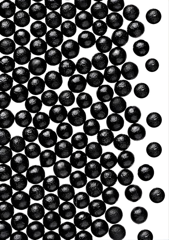 Sugar Blossoms Black Pearls 4 mm 1.2 kg