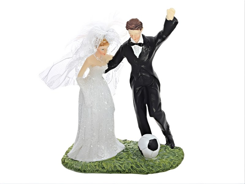 Fig. Newly-Weds with Soccer Ball 14 cm